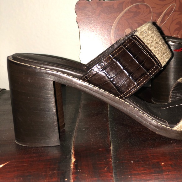 Donald Pliner Sandals!! - Picture 5 of 5